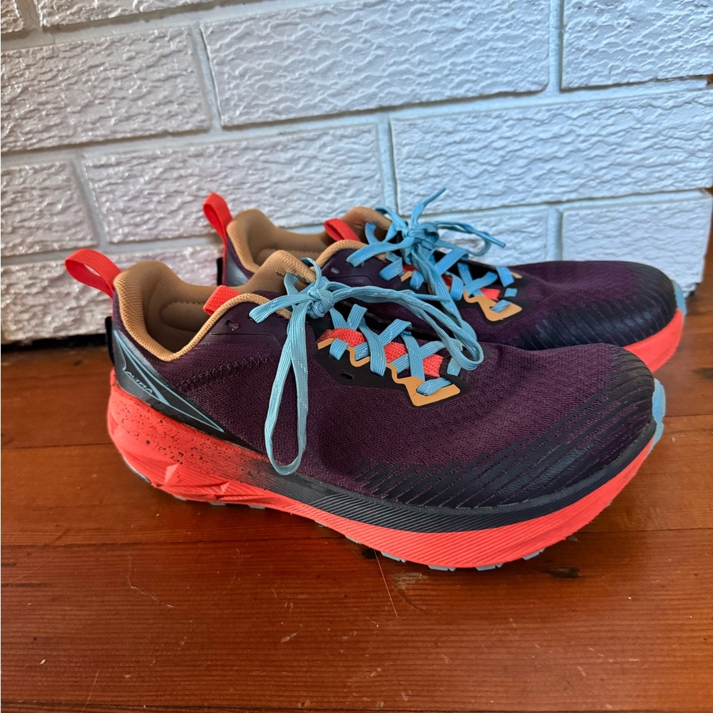 Altra Experience Wild 2, Maroon, Size 8